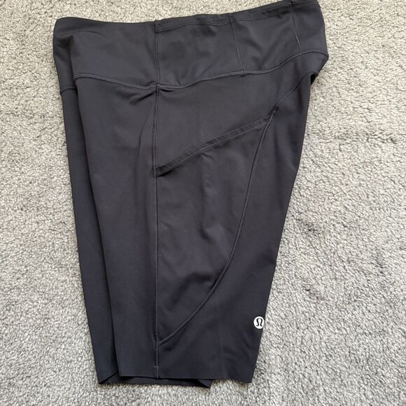 Lululemon Fast Free High-Rise Short 8” Nulux Sz 10
Pockets Black Non Reflective - Picture 3 of 8